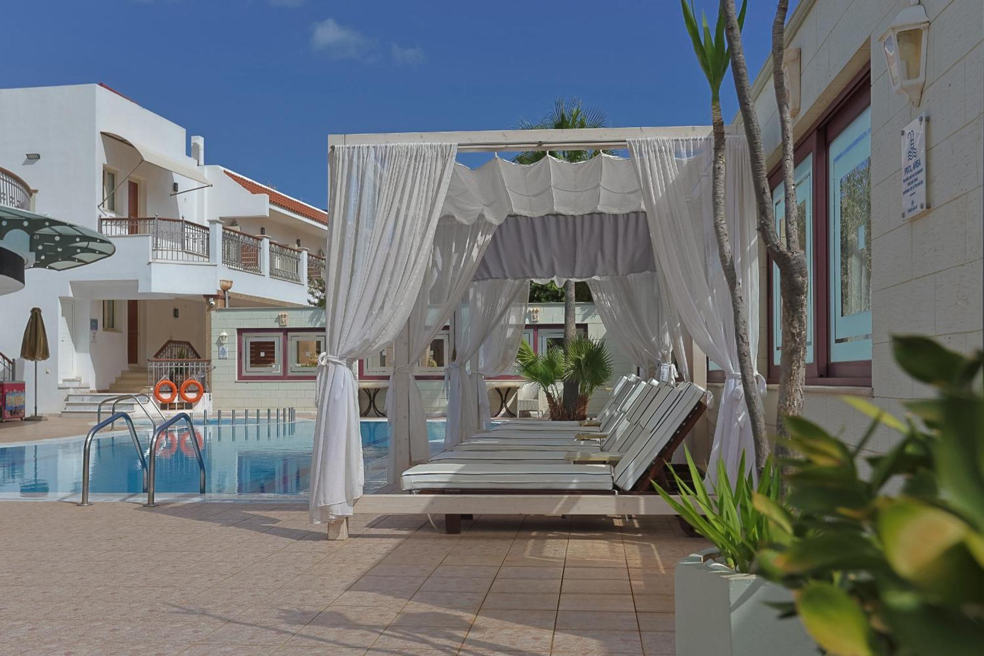 Aparthotel Bella Elena by Estia Malia Exterior foto